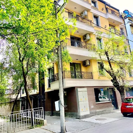 M&m Apartment