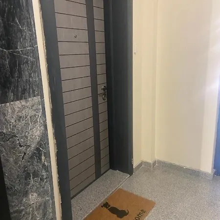 M&m Apartment *